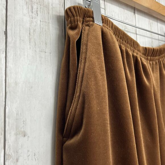 Blair Boutique Mid Rise Wide Leg Brown Velour Soft Cozy Pockets Pants Large - Picture 3 of 9
